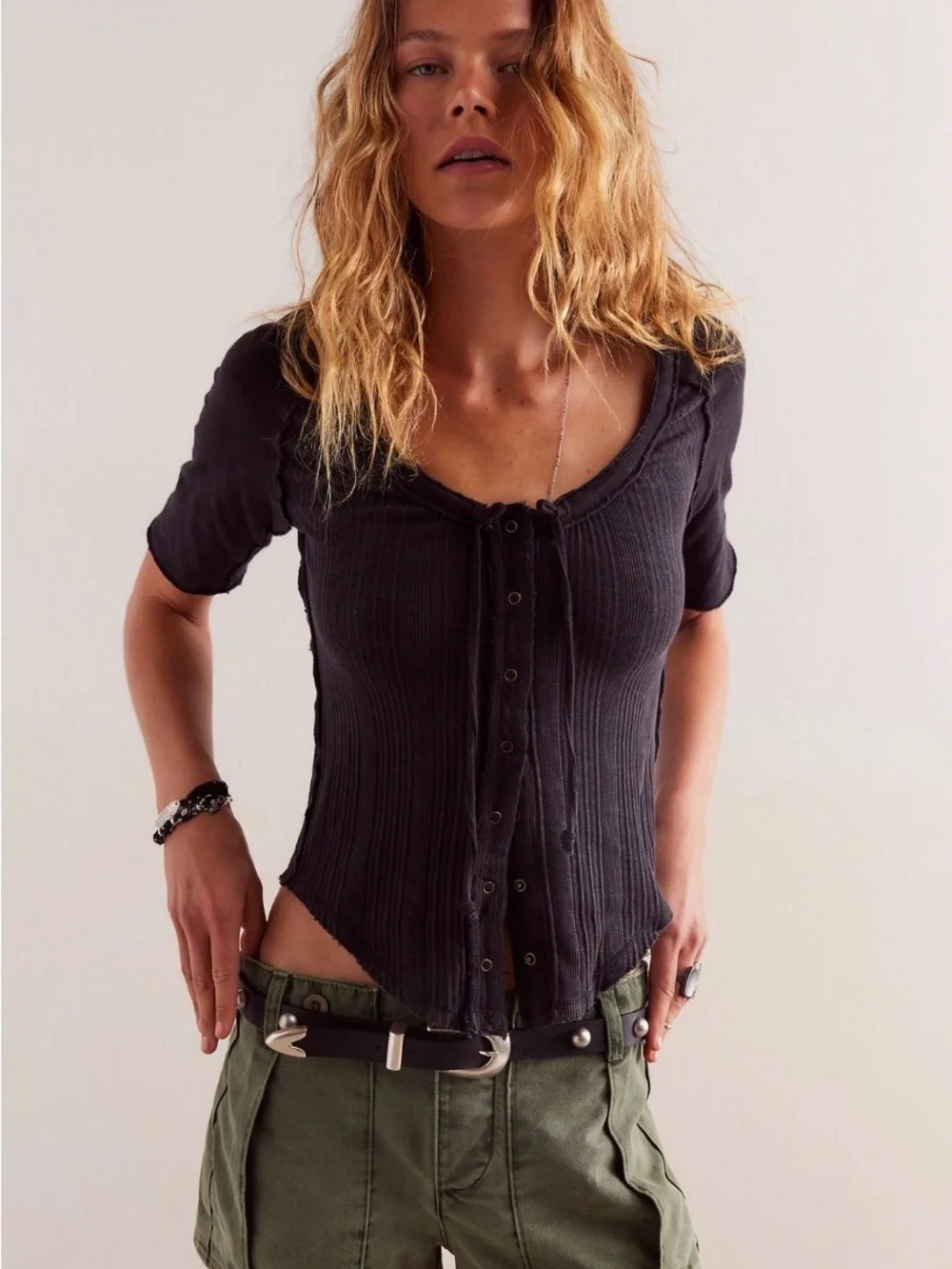 NWT Free People We The Free Daisy Tee in Black - Size M - Picture 3 of 6